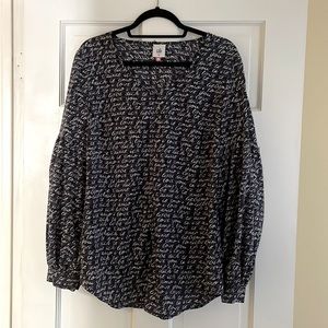 Cabi Te Amo Blouse Size Medium